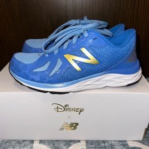 Disney x New Balance Beauty & the Beast blue sneakers youth size 4.5